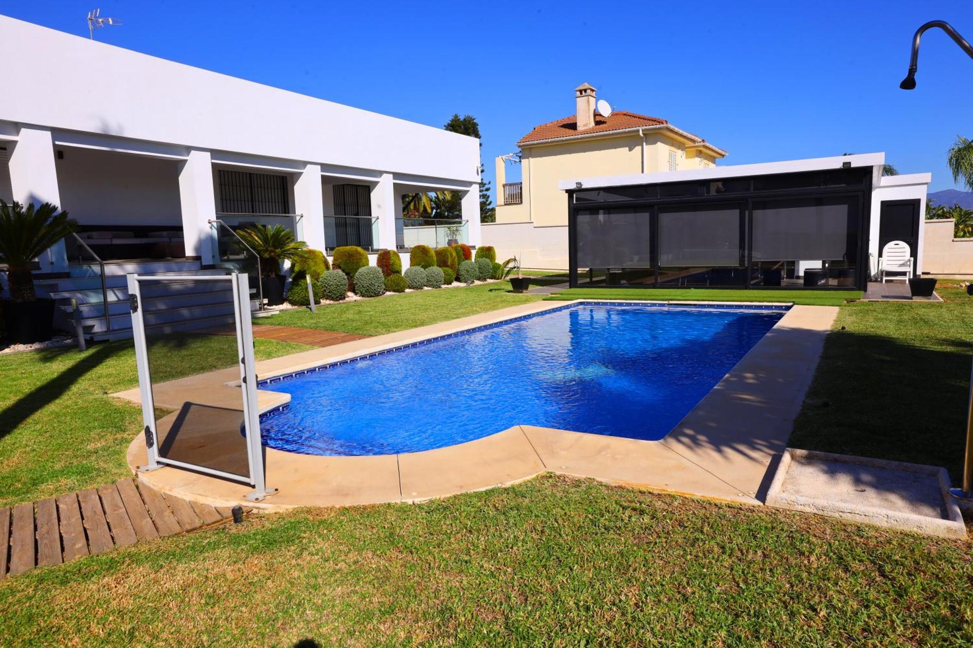 Villa Lujo Costa Del Sol Con Piscina-Jacuzzi Torremolinos Exterior photo